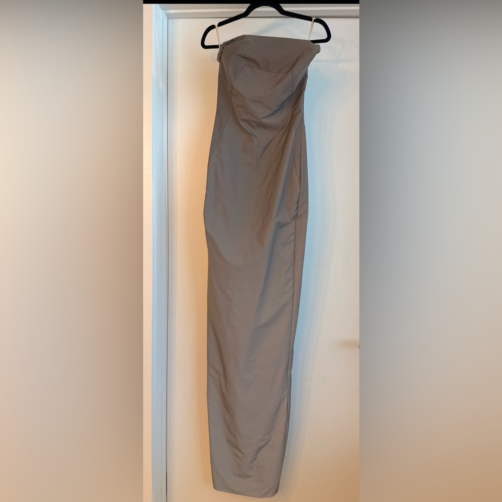 RICK OWENS
Bustier Gown
Size: 40
Color: Reflex
NEVER WORN!!! - Picture 5 of 8